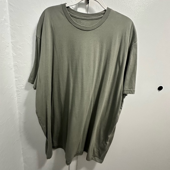 Fresh Clean Threads Crew Neck Shirt - Picture 13 of 13